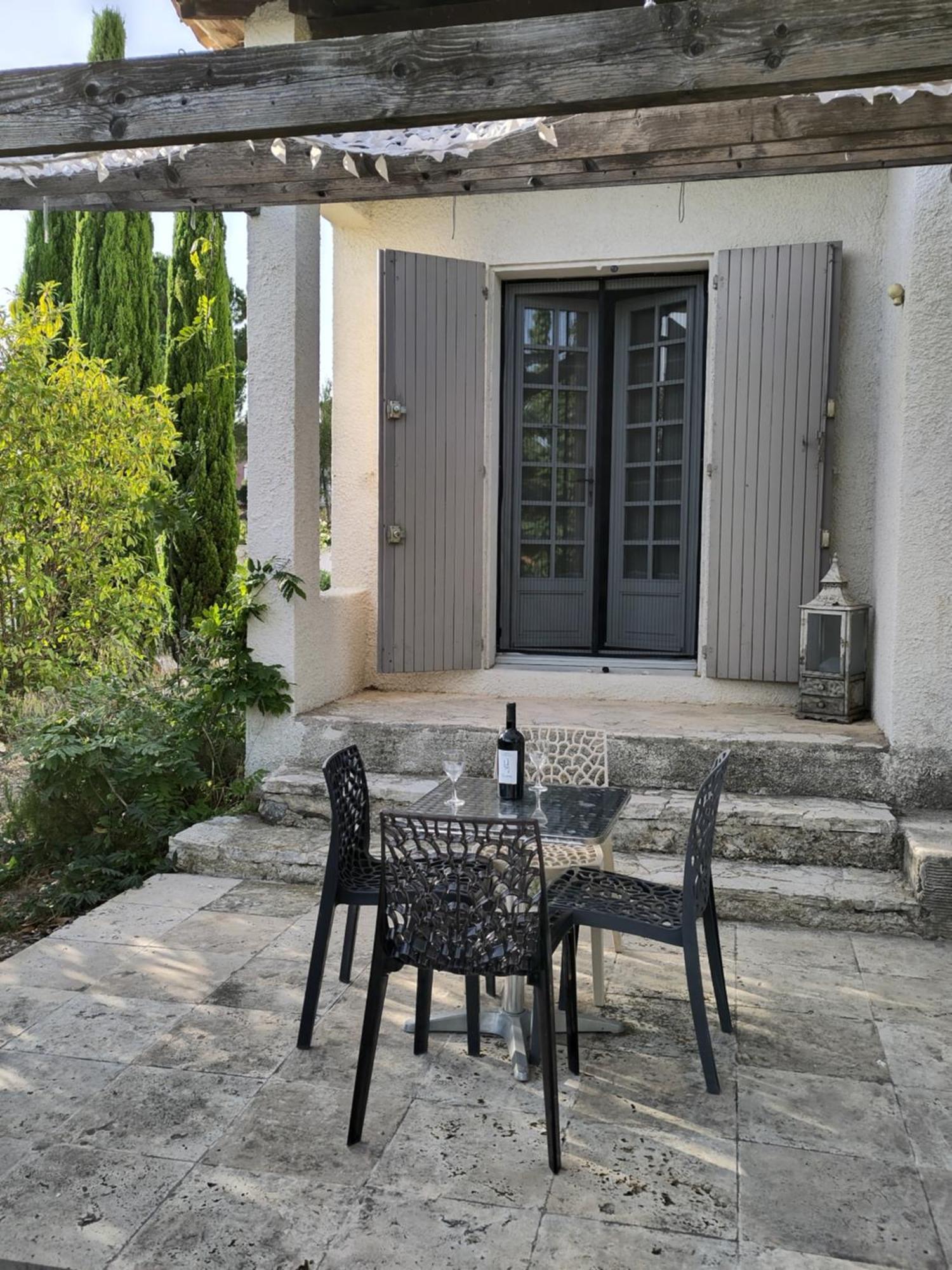 La Fille Du Berger Bed & Breakfast Puissalicon Exterior photo